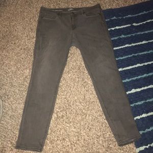 Grey washed Skinny Jeans